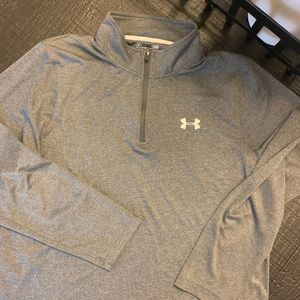 Under Armour Lite Weight 1/4 Zip - Grey - Size Lg